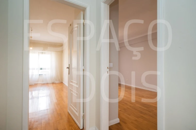 Apartamento T2 para Arrendamento em Queluz e Belas Foto 22