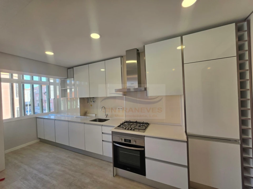Apartamento T2 para Venda em Águas Livres Foto 1