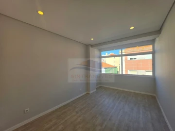 Apartamento T2 para Venda em Águas Livres