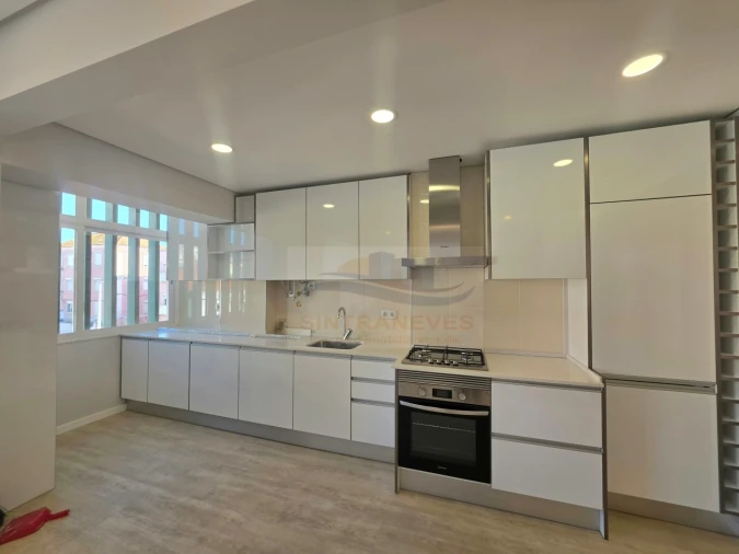 Apartamento T2 para Venda em Águas Livres Foto 6