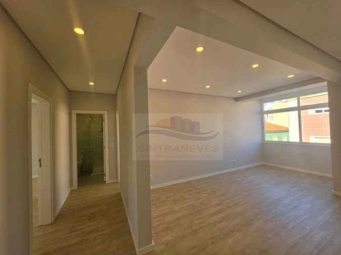 Apartamento T2 para Venda em Águas Livres Foto 7