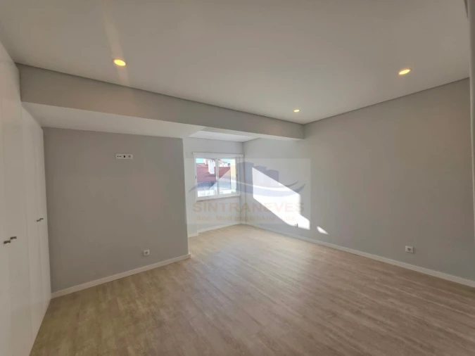 Apartamento T2 para Venda em Águas Livres Foto 10