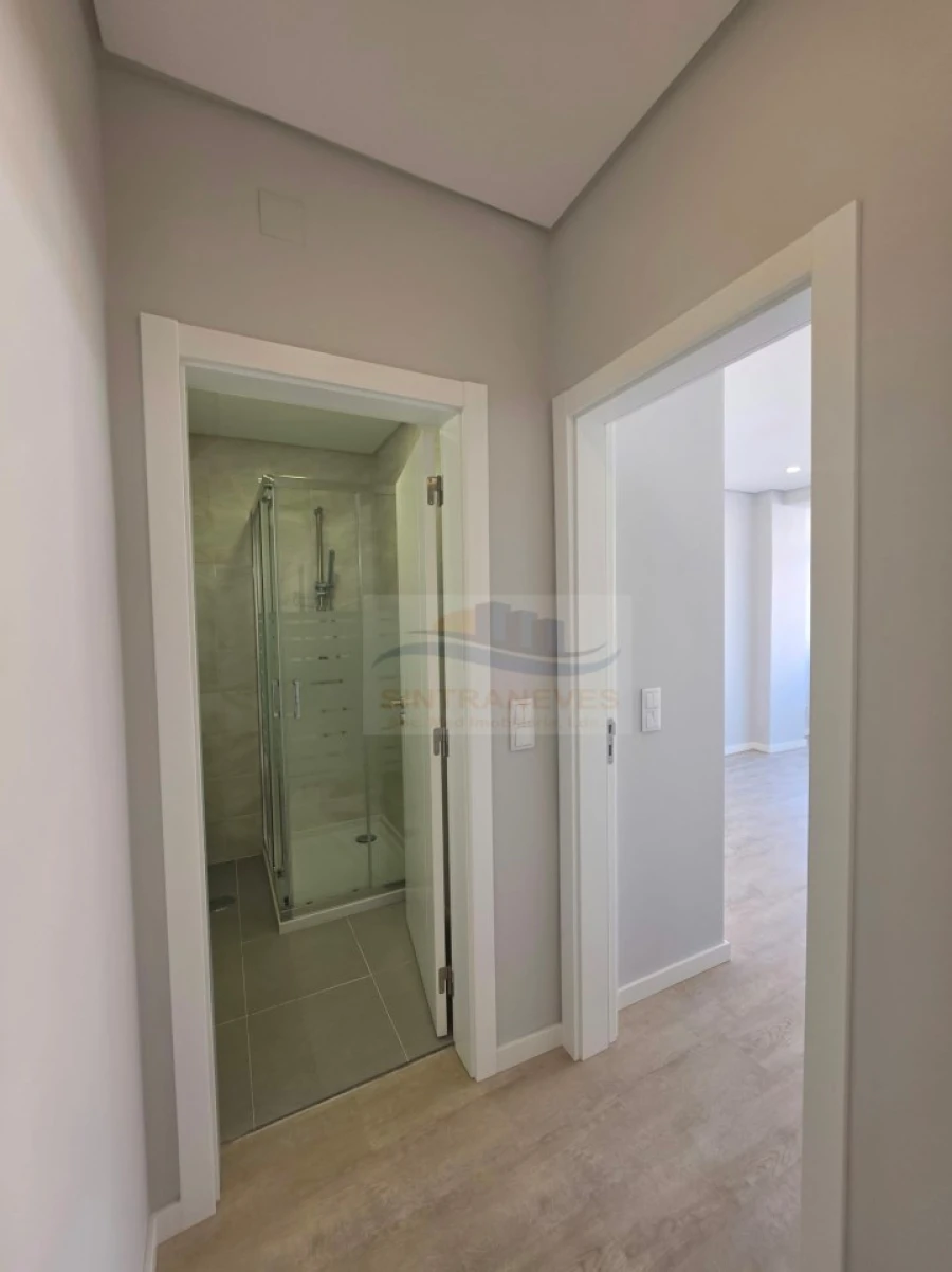 Apartamento T2 para Venda em Águas Livres Foto 16