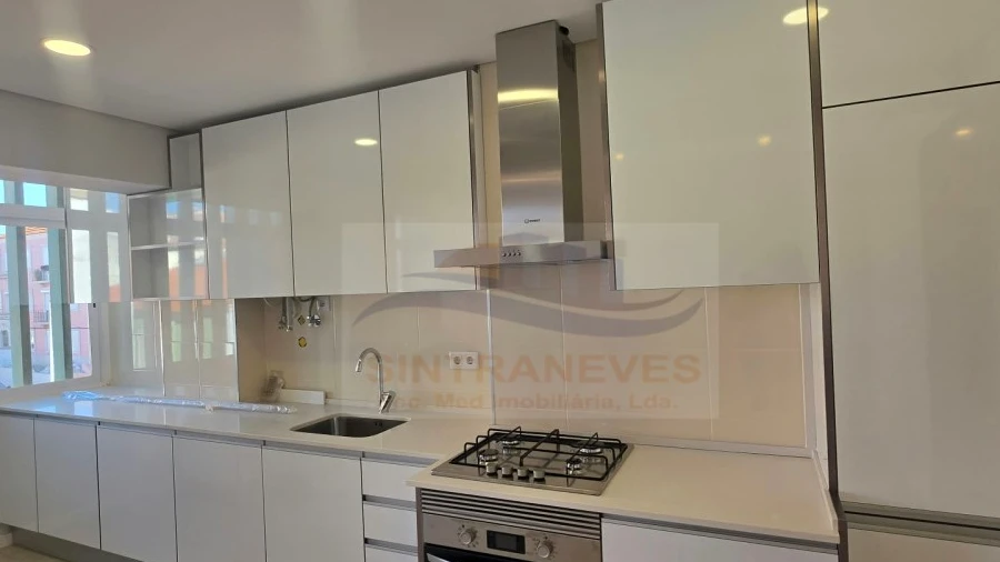 Apartamento T2 para Venda em Águas Livres