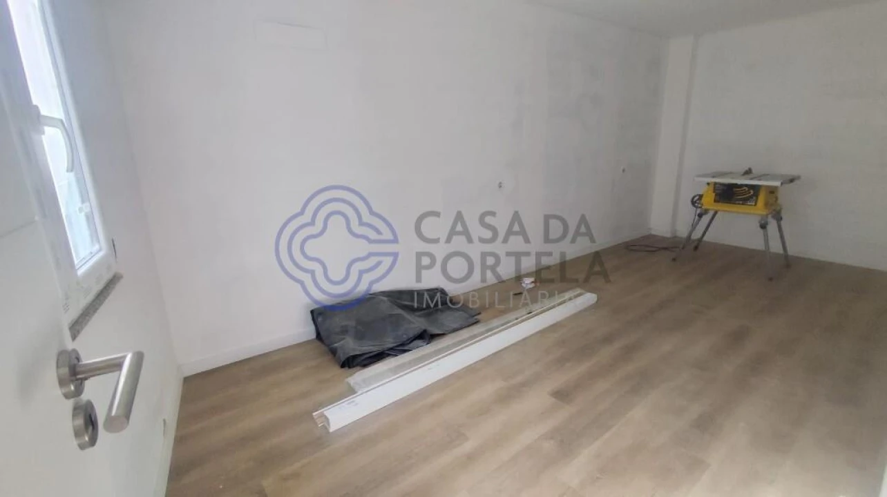 Moradia T3 para Venda em Mafamude e Vilar do Paraíso Foto 23