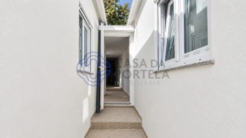 Moradia T3 para Venda em Mafamude e Vilar do Paraíso