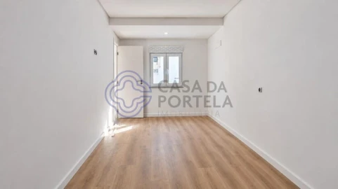 Moradia T3 para Venda em Mafamude e Vilar do Paraíso