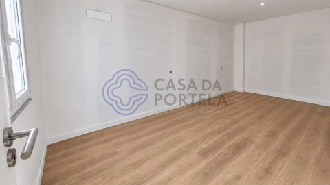 Moradia T3 para Venda em Mafamude e Vilar do Paraíso