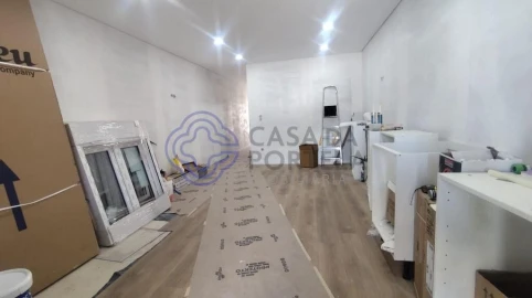 Moradia T3 para Venda em Mafamude e Vilar do Paraíso