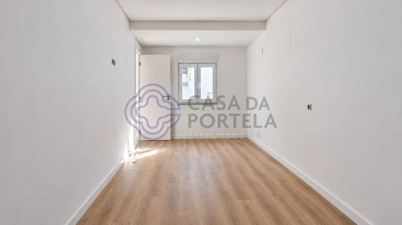 Moradia T3 para Venda em Mafamude e Vilar do Paraíso Foto 10