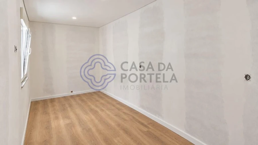 Moradia T3 para Venda em Mafamude e Vilar do Paraíso Foto 6