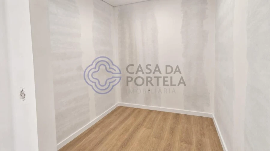 Moradia T3 para Venda em Mafamude e Vilar do Paraíso Foto 12