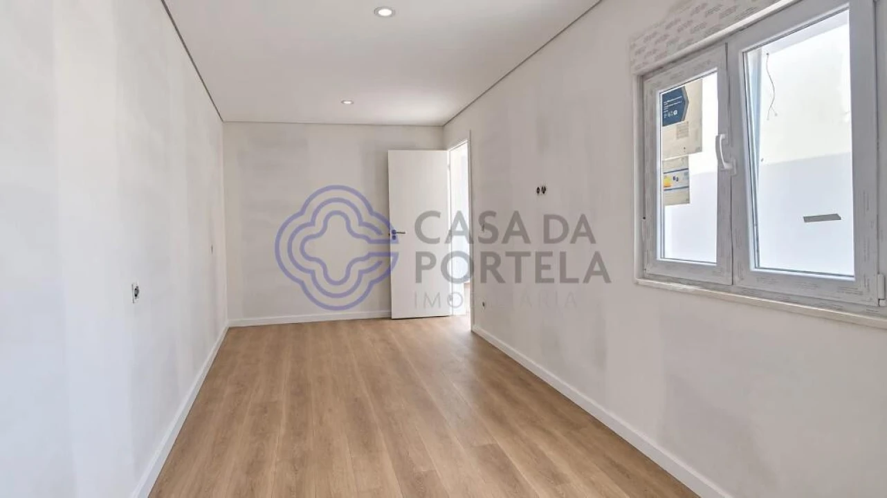 Moradia T3 para Venda em Mafamude e Vilar do Paraíso Foto 11