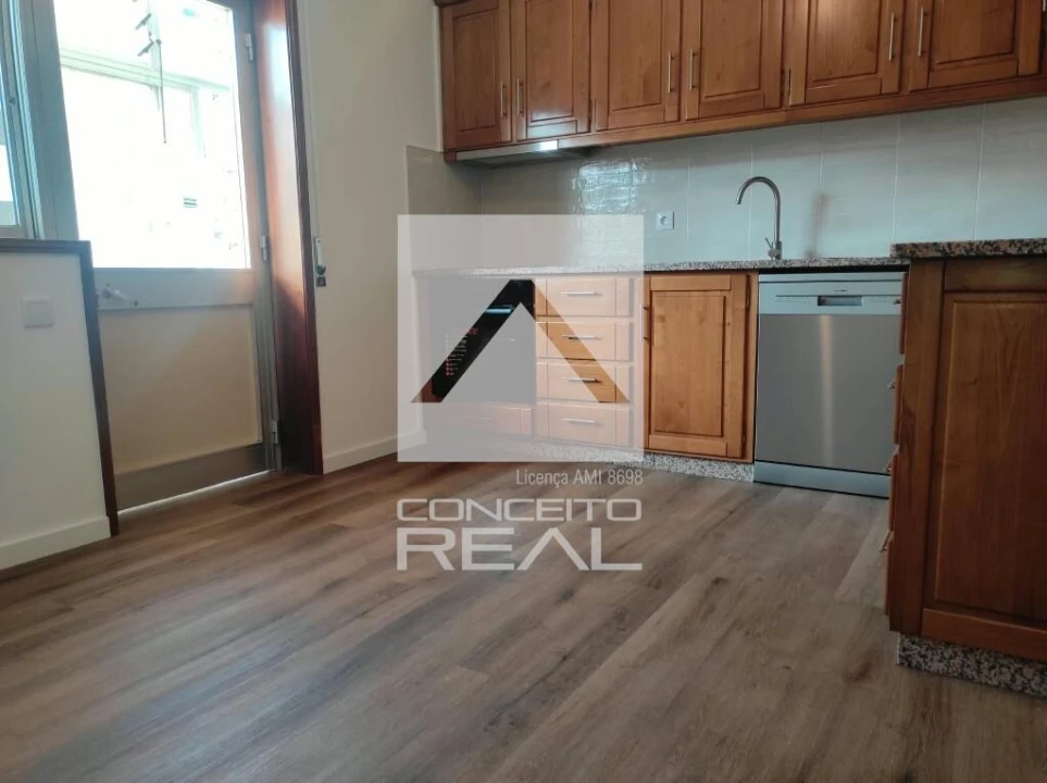 Apartamento T3 para Venda em Ermesinde Foto 1
