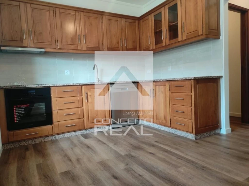 Apartamento T3 para Venda em Ermesinde Foto 2