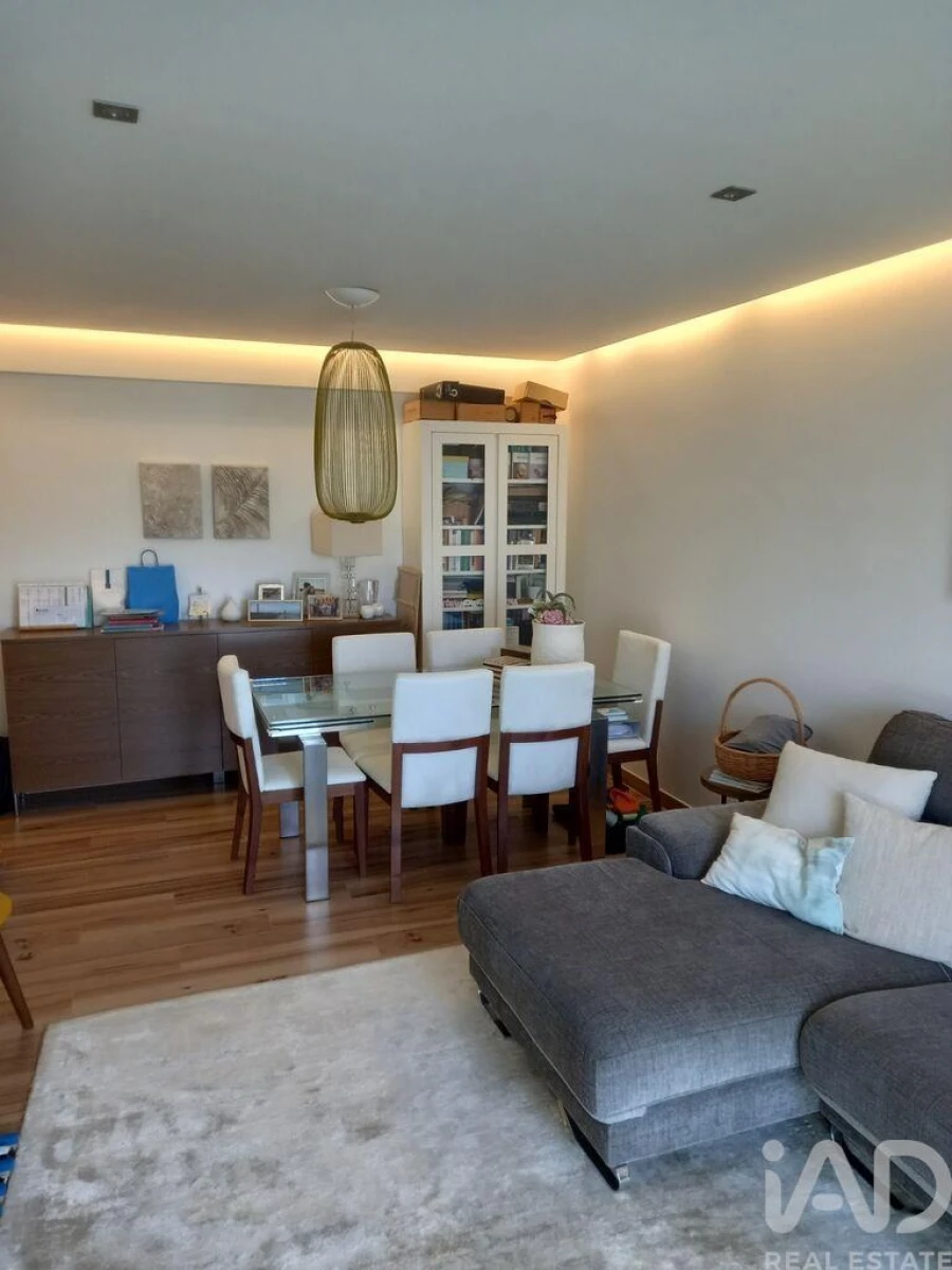 Apartamento T2 para Arrendamento em Faro (Sé e São Pedro) Foto 2