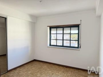 Apartamento T3 para Venda em Nossa Senhora do Pópulo, Coto e São Gregório