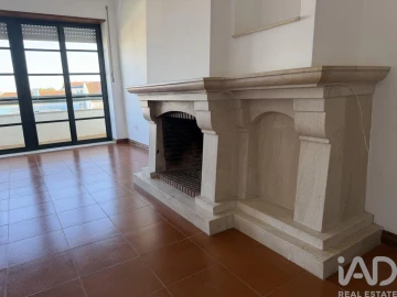 Apartamento T3 para Venda em Nossa Senhora do Pópulo, Coto e São Gregório