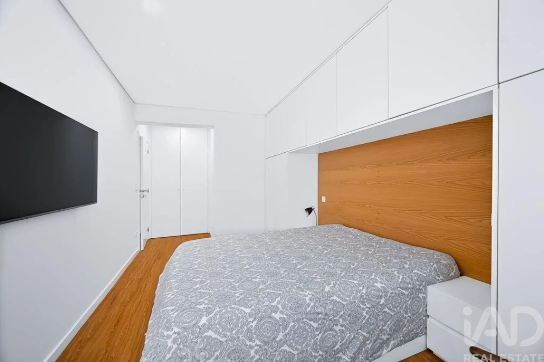 Apartamento T3 para Arrendamento em São Domingos de Benfica Foto 11