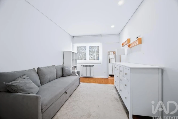 Apartamento T3 para Arrendamento em São Domingos de Benfica Foto 10