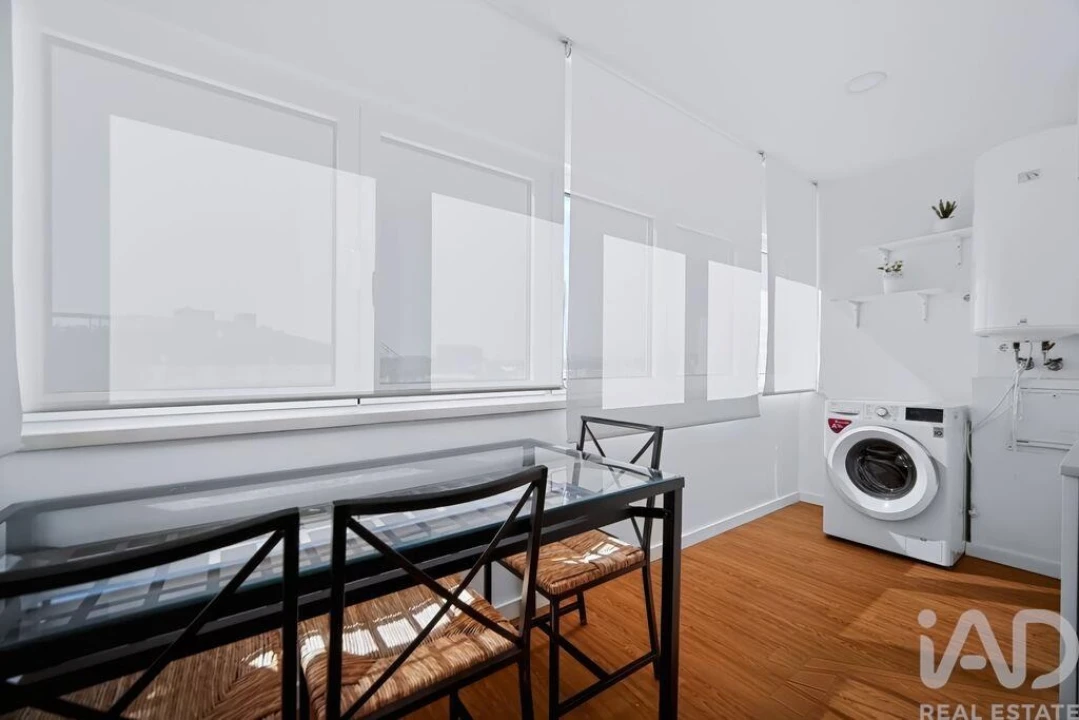 Apartamento T3 para Arrendamento em São Domingos de Benfica Foto 14