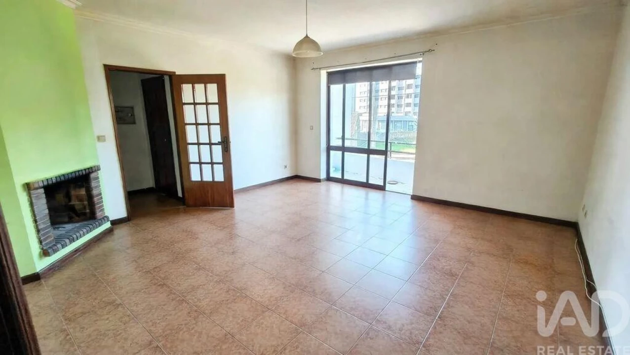Apartamento T2 para Venda em Valença, Cristelo Covo e Arão Foto 1