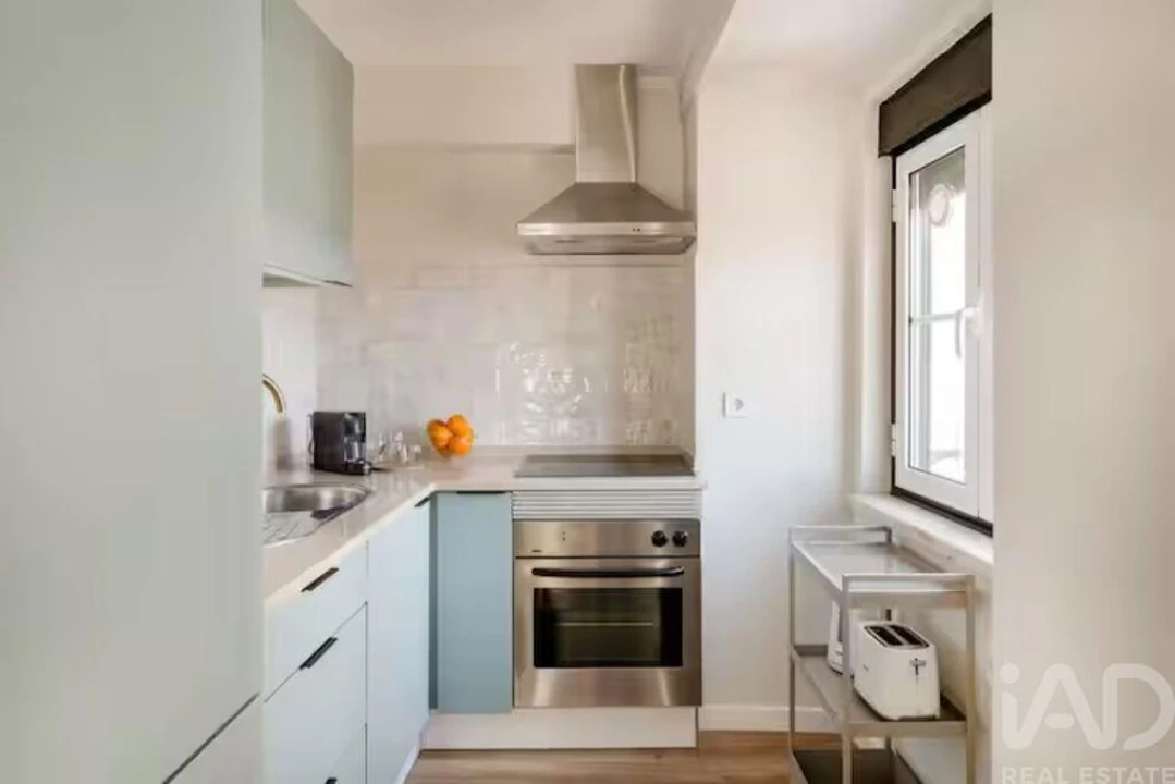 Apartamento T2 para Arrendamento em Misericórdia Foto 7