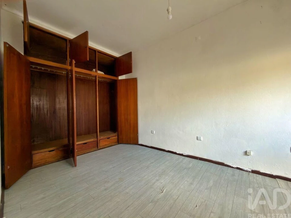 Moradia T3 para Venda em Marrazes e Barosa Foto 6