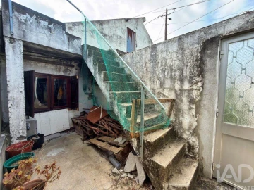 Moradia T3 para Venda em Marrazes e Barosa