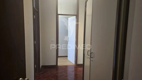 Prédio para Venda em Baguim do Monte (Rio Tinto)