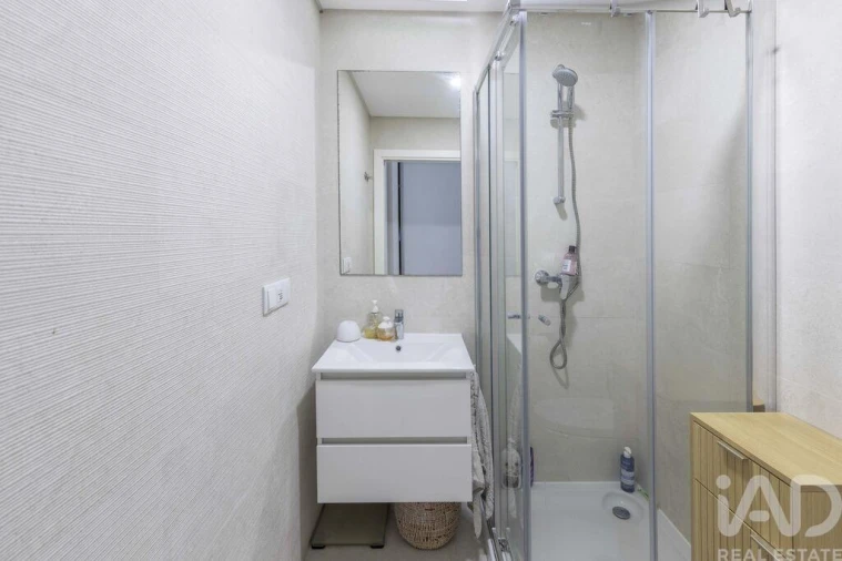 Apartamento T2 para Arrendamento em Póvoa de Santo Adrião e Olival Basto Foto 12