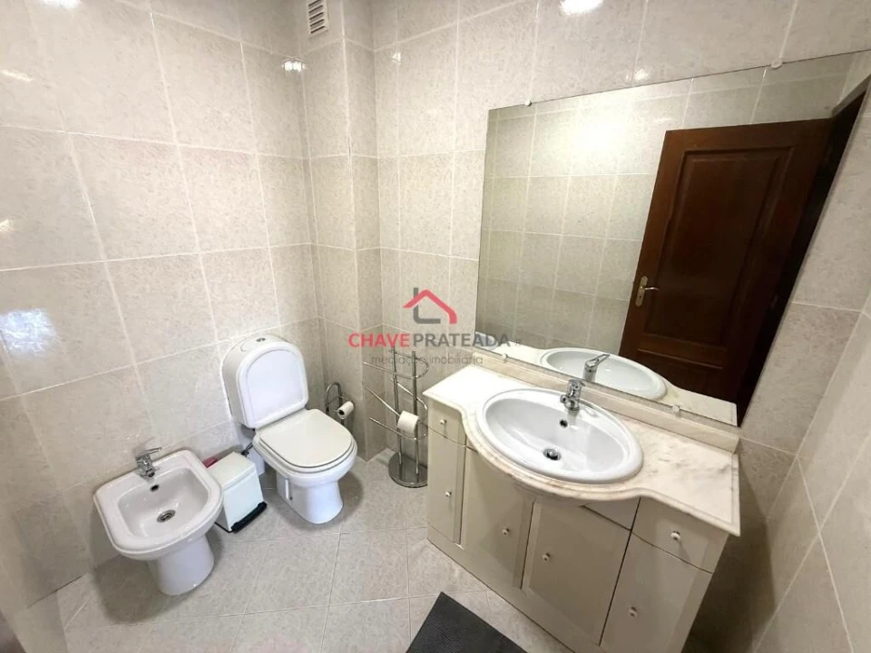 Apartamento T4 para Venda em Nogueira, Fraião e Lamaçães Foto 19