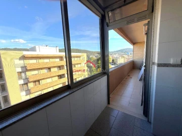 Apartamento T4 para Venda em Nogueira, Fraião e Lamaçães
