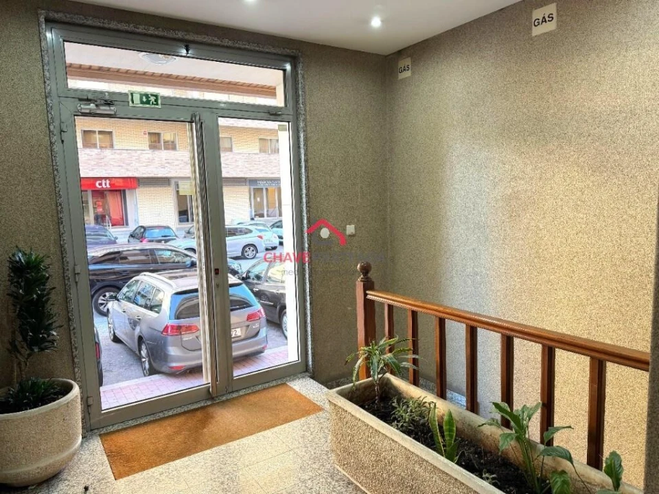 Apartamento T4 para Venda em Nogueira, Fraião e Lamaçães Foto 22