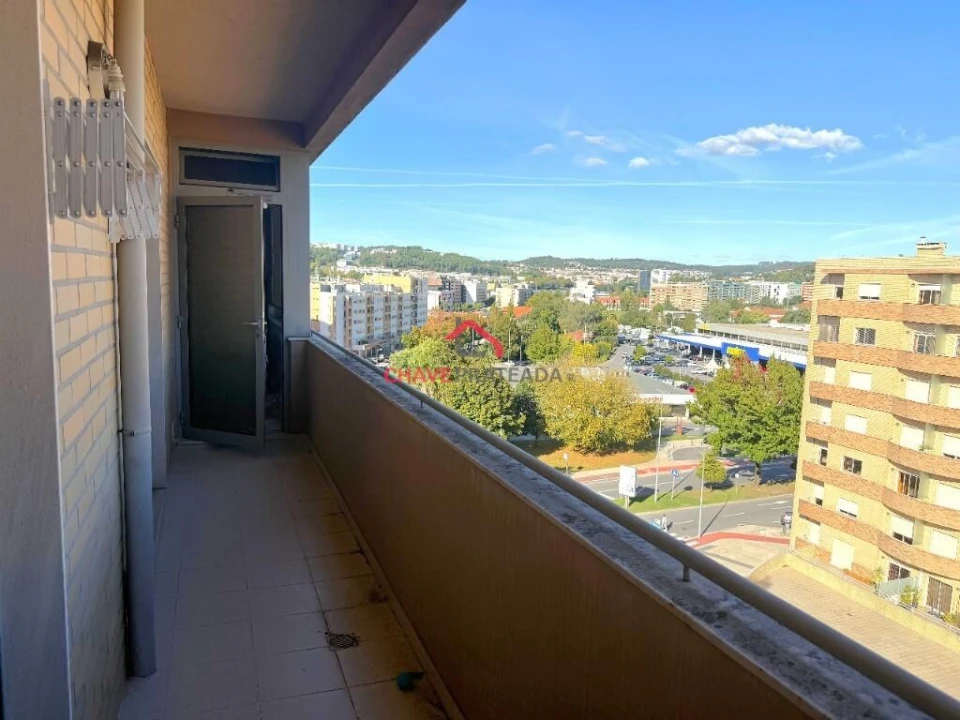 Apartamento T4 para Venda em Nogueira, Fraião e Lamaçães Foto 10