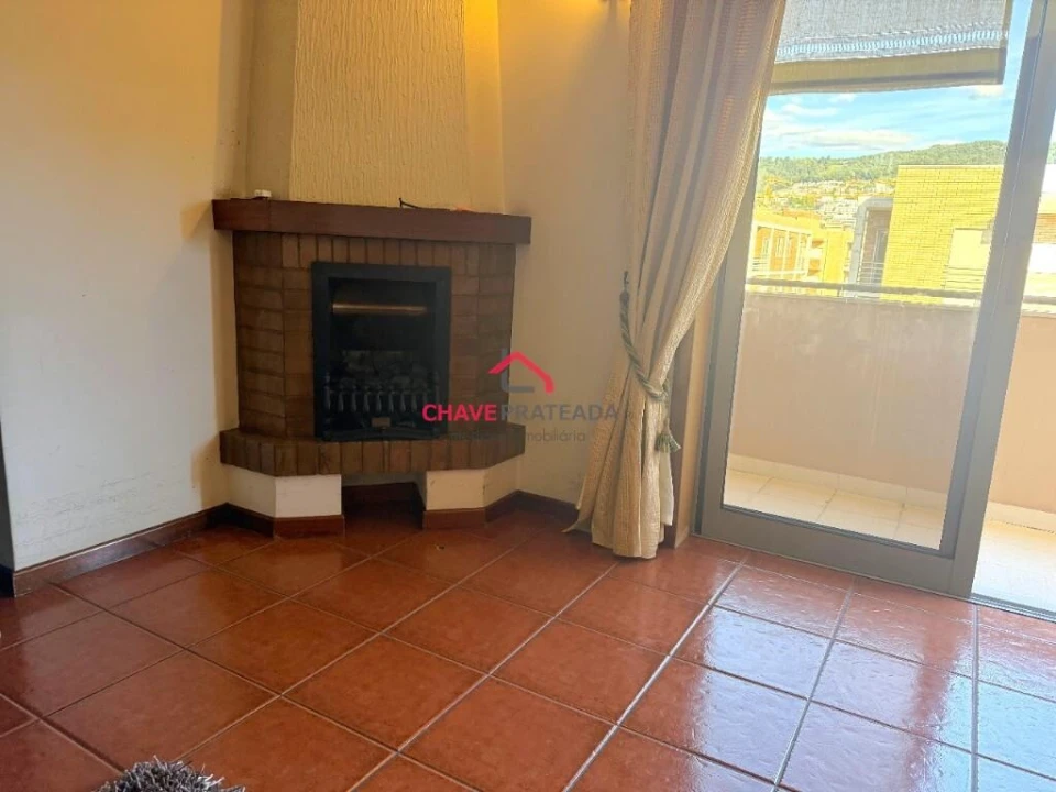 Apartamento T4 para Venda em Nogueira, Fraião e Lamaçães Foto 14