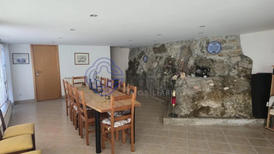 Moradia T3 para Venda em São Cipriano e Vil de Souto Foto 25
