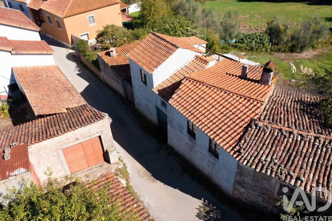 Moradia T2 para Venda em Lousã e Vilarinho Foto 29