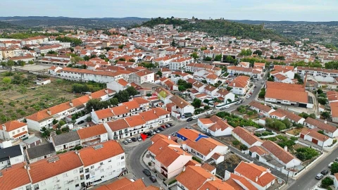 Moradia T2 para Venda em Nossa Senhora da Vila, Nossa Senhora do Bispo e Silveiras