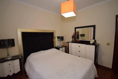 Moradia T2 para Venda em Nossa Senhora da Vila, Nossa Senhora do Bispo e Silveiras