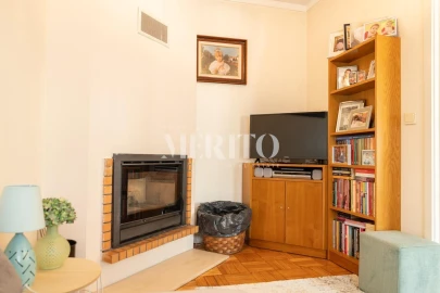 Apartamento T3 para Venda em Oliveira, São Paio e São Sebastião