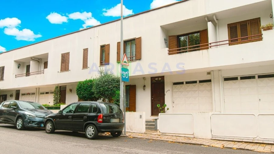 Moradia T3 para Venda em Ermesinde