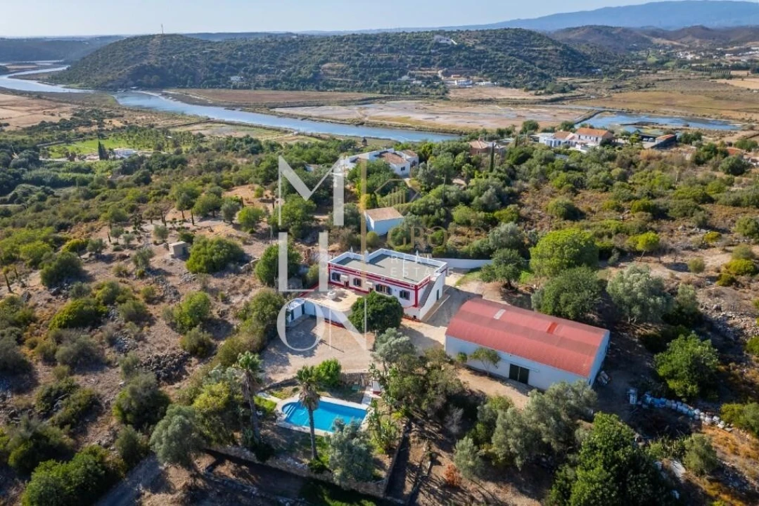Quinta T4 para Venda em Silves Foto 8