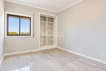 Apartamento T3 para Venda em Paços de Brandão