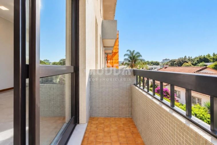 Apartamento T3 para Venda em Paços de Brandão Foto 4