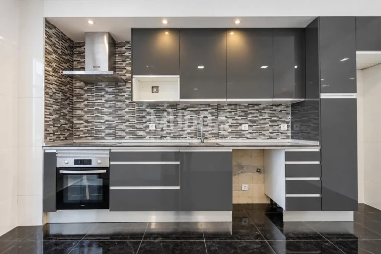 Apartamento T3 para Venda em Paços de Brandão Foto 30