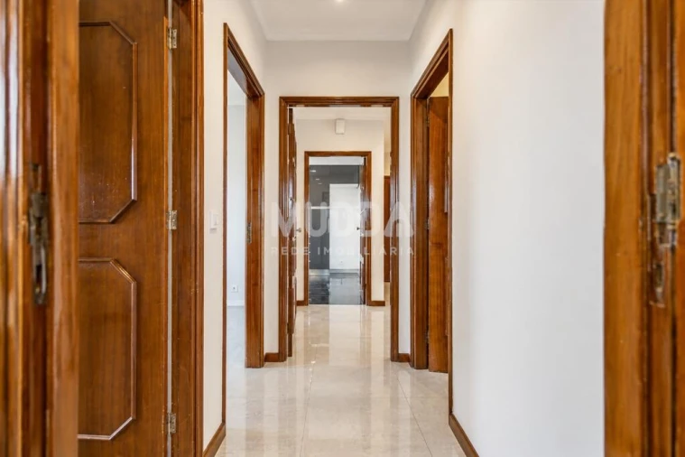 Apartamento T3 para Venda em Paços de Brandão Foto 27