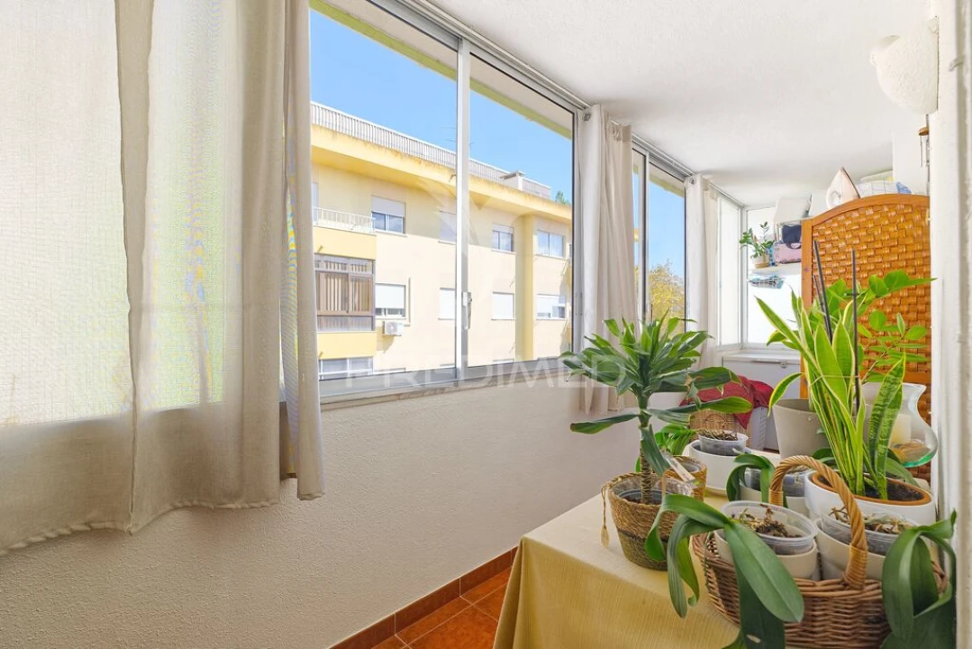 Apartamento T3 para Venda em Charneca de Caparica e Sobreda Foto 4
