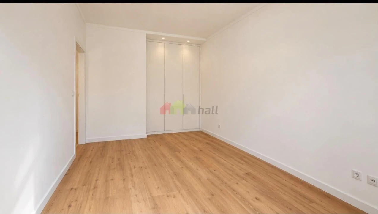 Apartamento T2 para Venda em Barreiro e Lavradio Foto 5