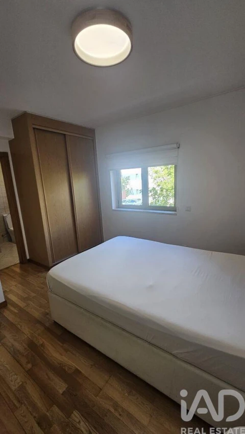 Apartamento T2 para Arrendamento em Loule (São Clemente)